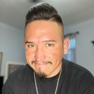 Meet your Posher, Alejandro